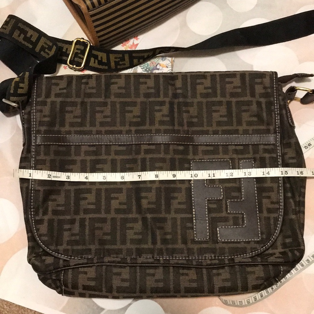 Fendi messenger bag vintage